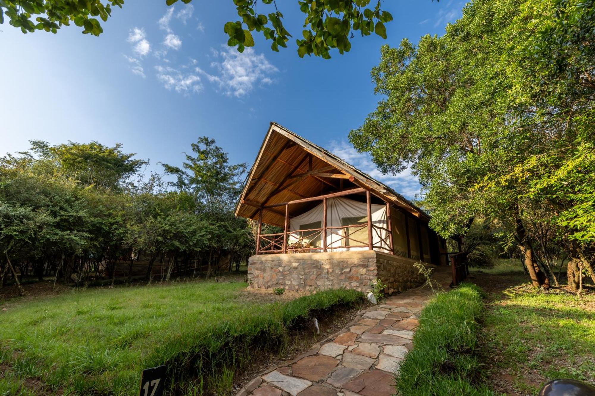 Sentrim Mara Lodge Ololaimutiek Ngoại thất bức ảnh