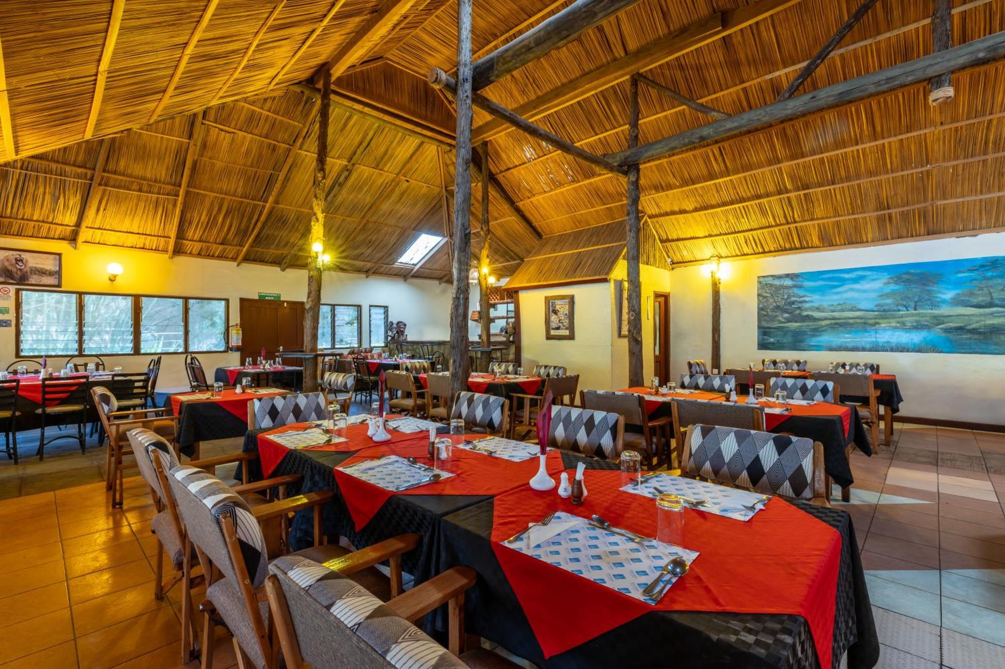 Sentrim Mara Lodge Ololaimutiek Ngoại thất bức ảnh