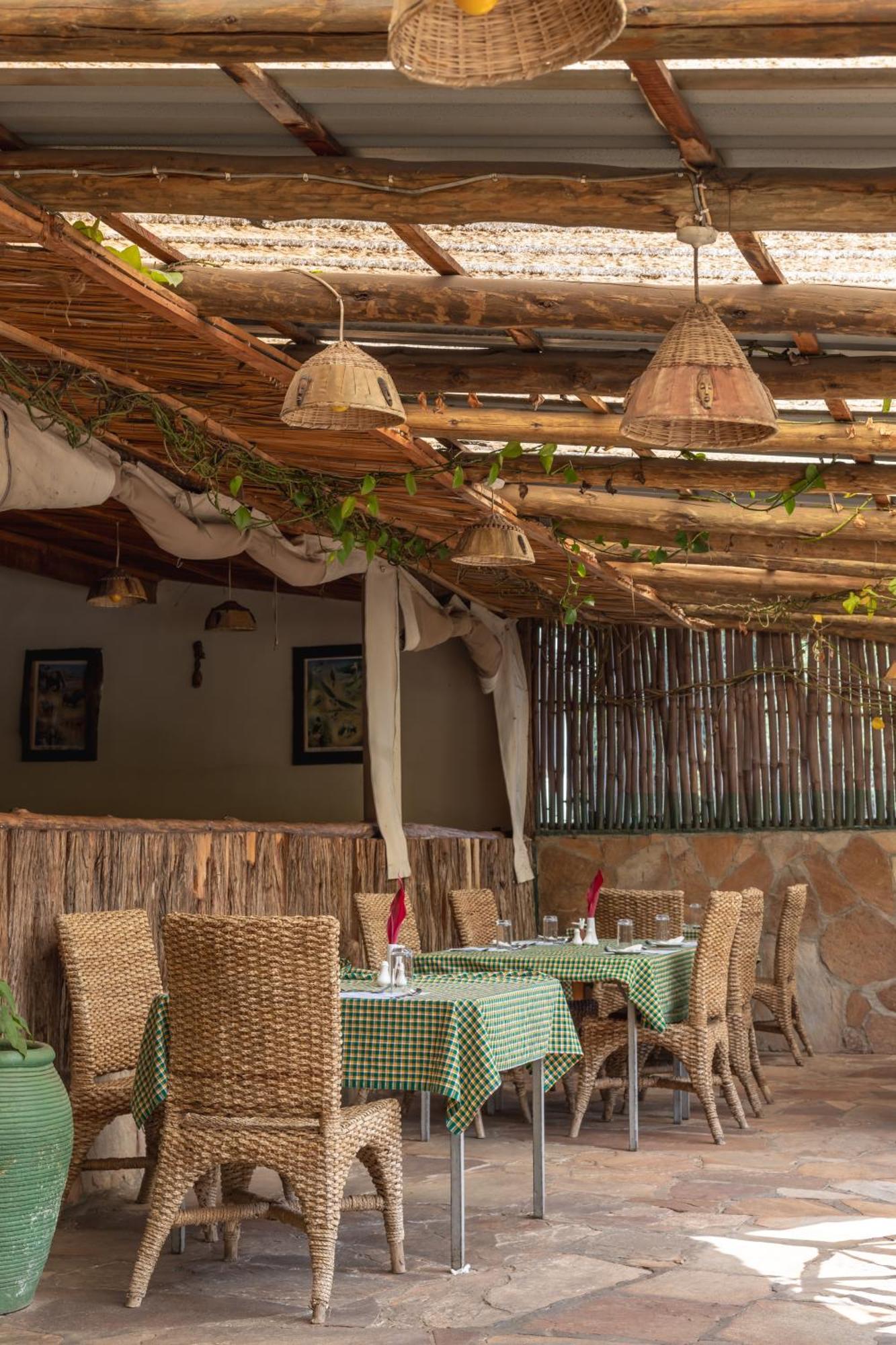 Sentrim Mara Lodge Ololaimutiek Ngoại thất bức ảnh